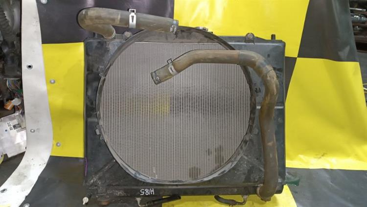 Радиатор основной Мицубиси Паджеро в Якутске 105204