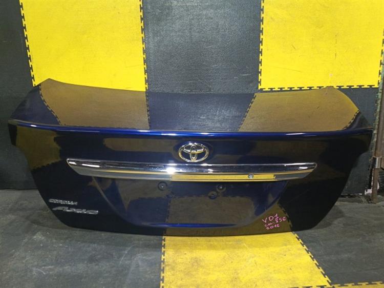 Крышка багажника Тойота Королла Аксио в Якутске 113111