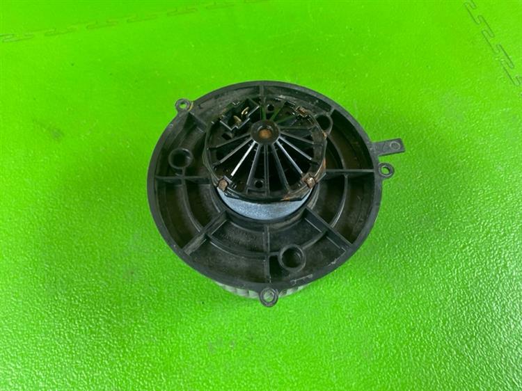 Мотор печки Тойота Териос Кид в Якутске 113143