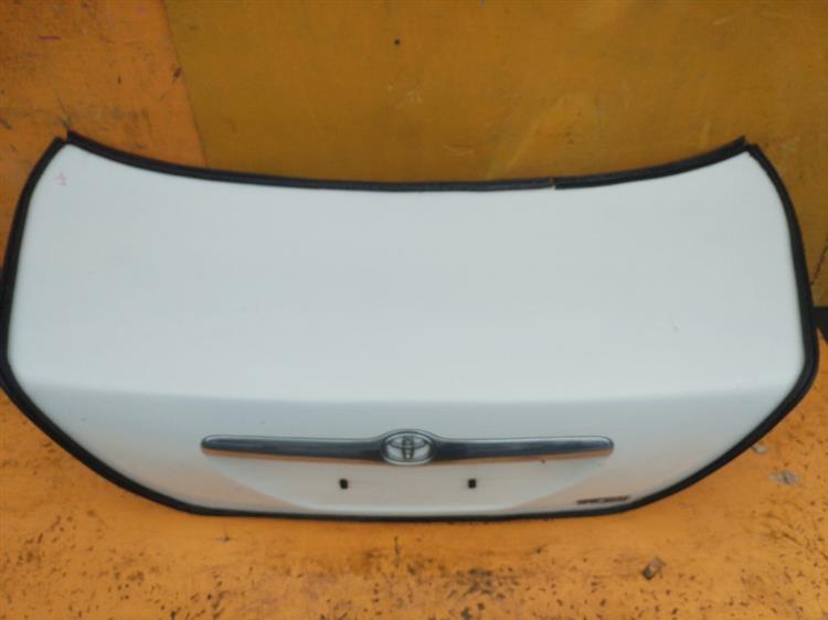 Крышка багажника Тойота Марк 2 в Якутске 555391