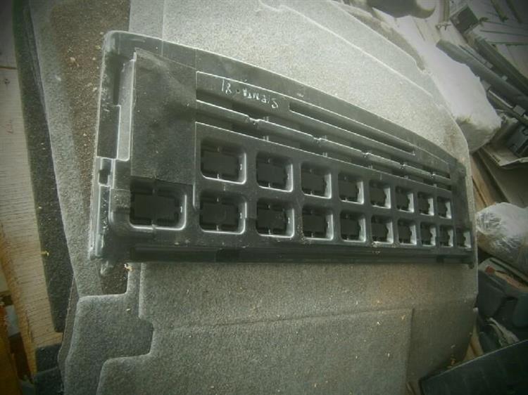 Полка багажника Тойота Сиента в Якутске 77566